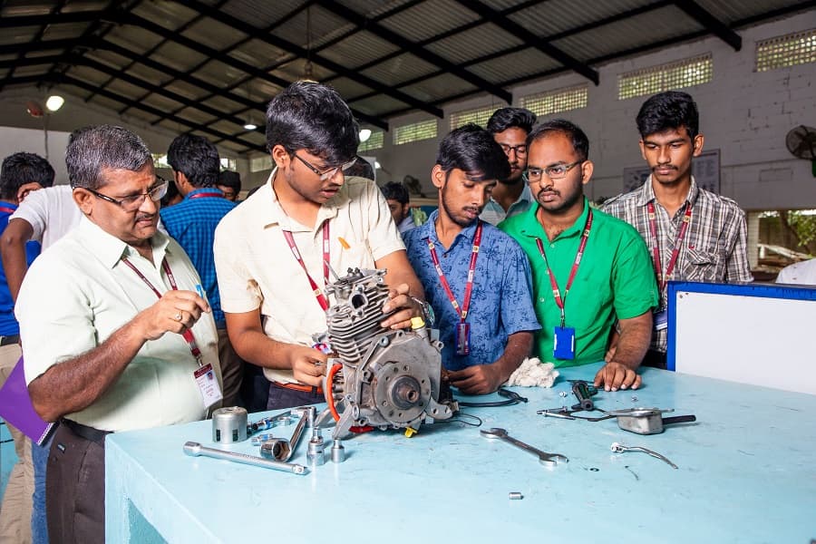 KL University Guntur Departments photo 6